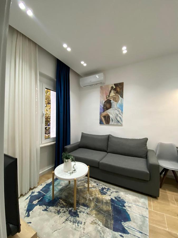 Appartamento Luxury Apartament In Blloku In Front Of Taiwan Tirana Esterno foto